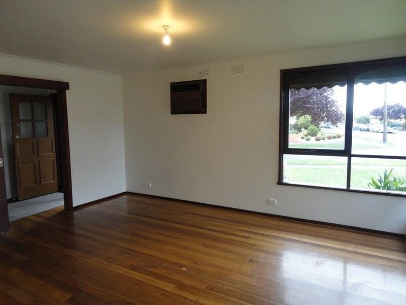 48 Peppercorn Parade, Epping