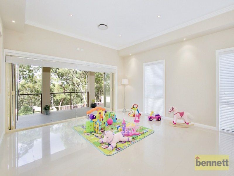 345 Lieutenant Bowen Drive, Bowen Mountain - Thumbnail 8