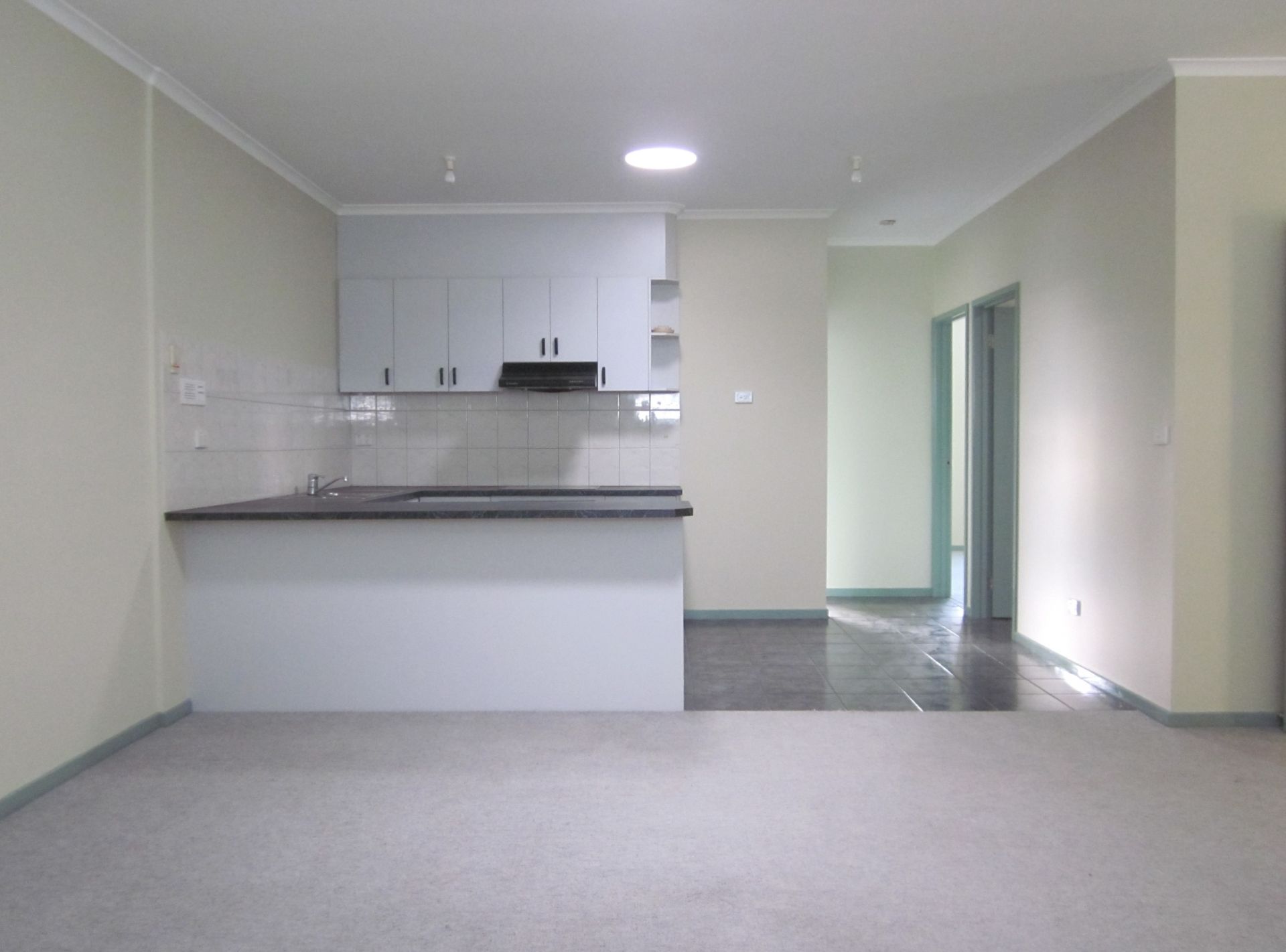 LOW MAINTENANCE LIVING & UTILITY COSTS ALL INCLUDED!   *Insp Tue 2nd Oct @ 4:40pm*