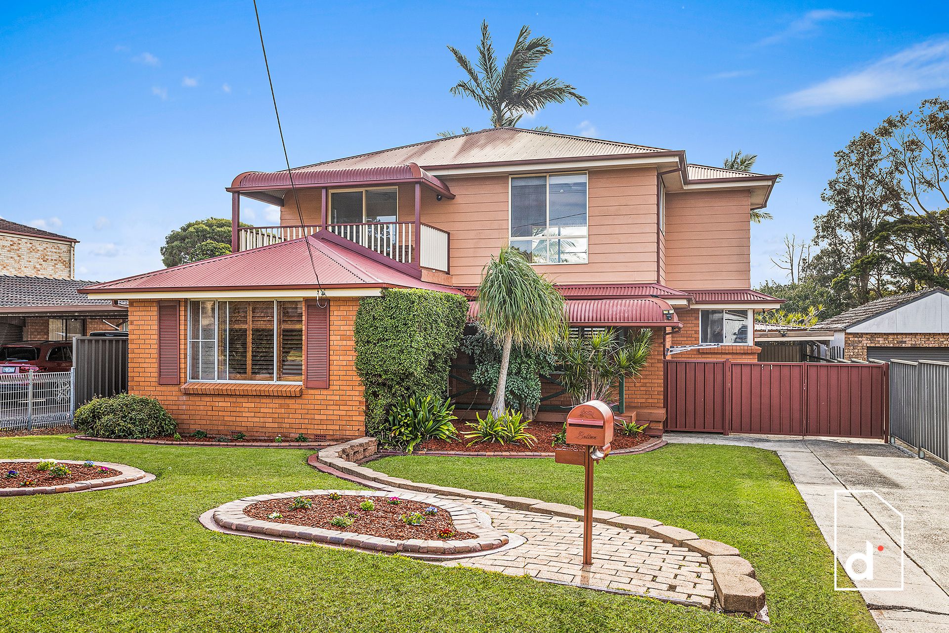 100 Barton Street, Oak Flats NSW 2529