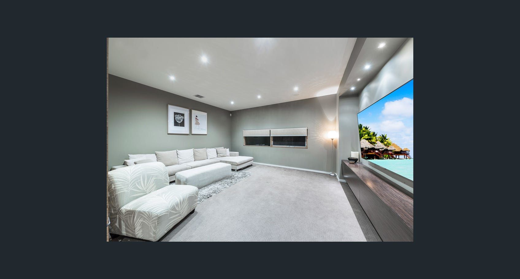 LUXURY LIVING