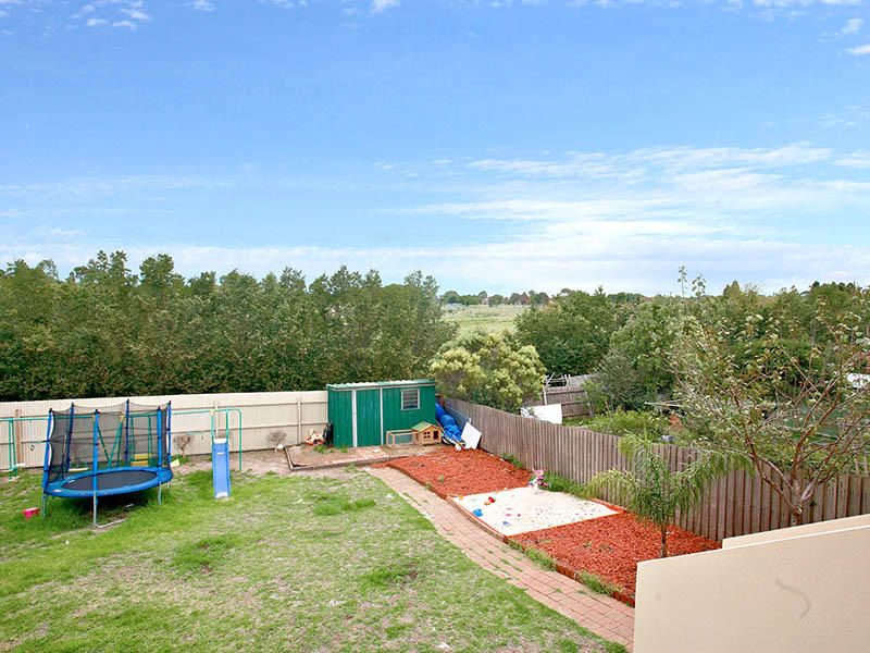 5 Bowman Drive MILL PARK, 5 Bowman Drive Mill Park - Thumbnail 2