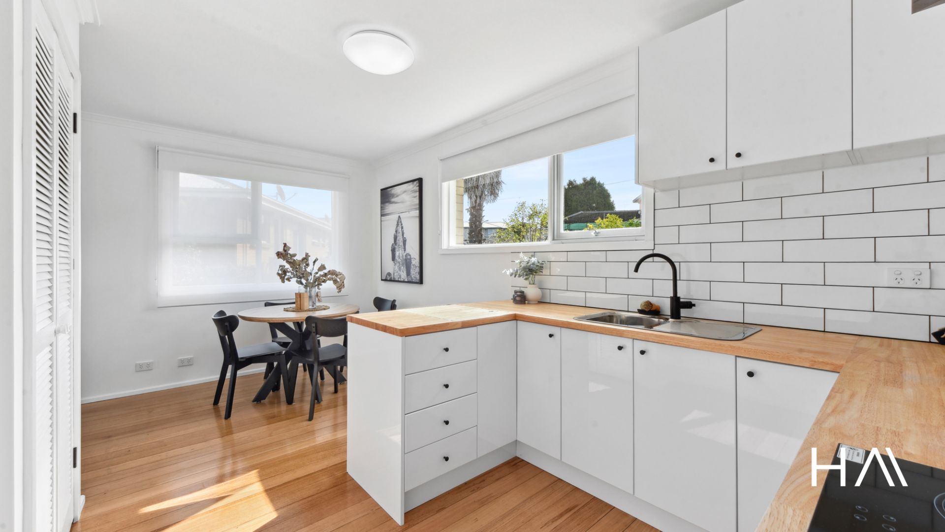 9 Crandon Crescent Newnham, Newnham - Thumbnail 8