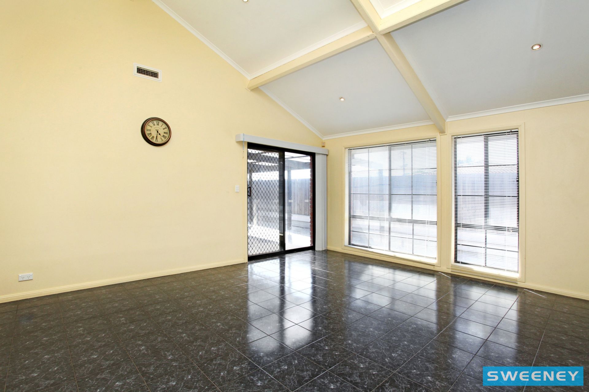 6 Bayliss Road, Deer Park - Thumbnail 5