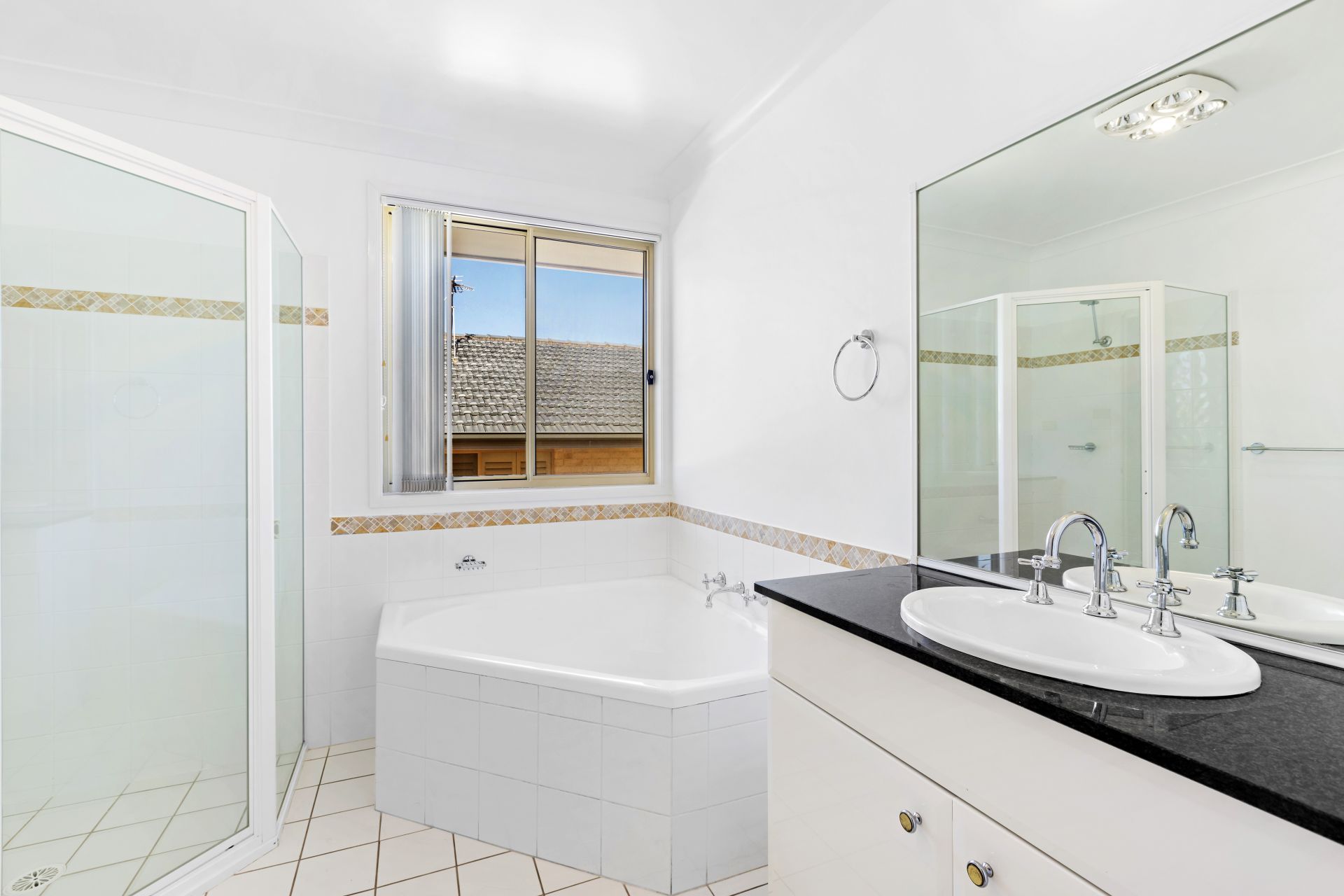 Real Estate For Sale 4 Lord Howe Avenue Shell Cove , NSW