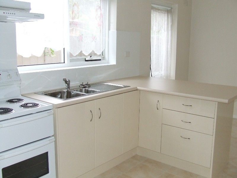 2/136 Geelong Road, Footscray - Thumbnail 5