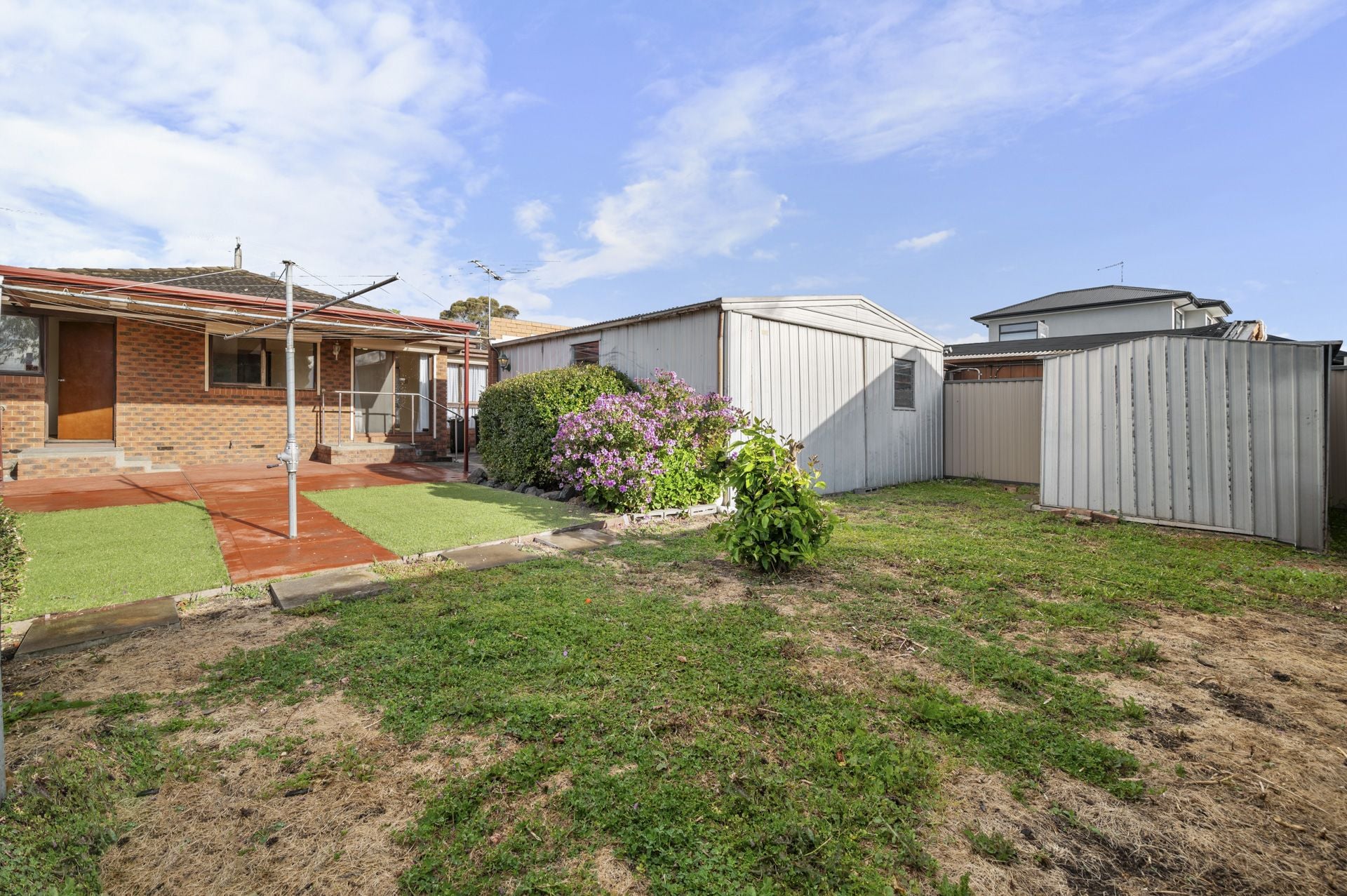 Prime Location For Home Or Investment