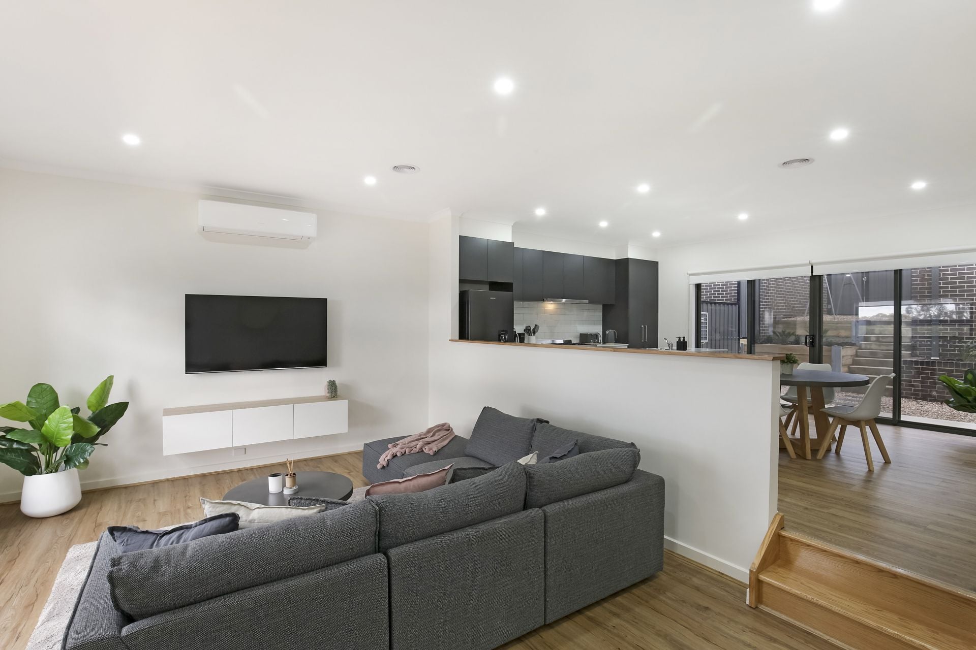 BRAND NEW, WONDERFUL 2 BEDROOM TOWNHOUSE