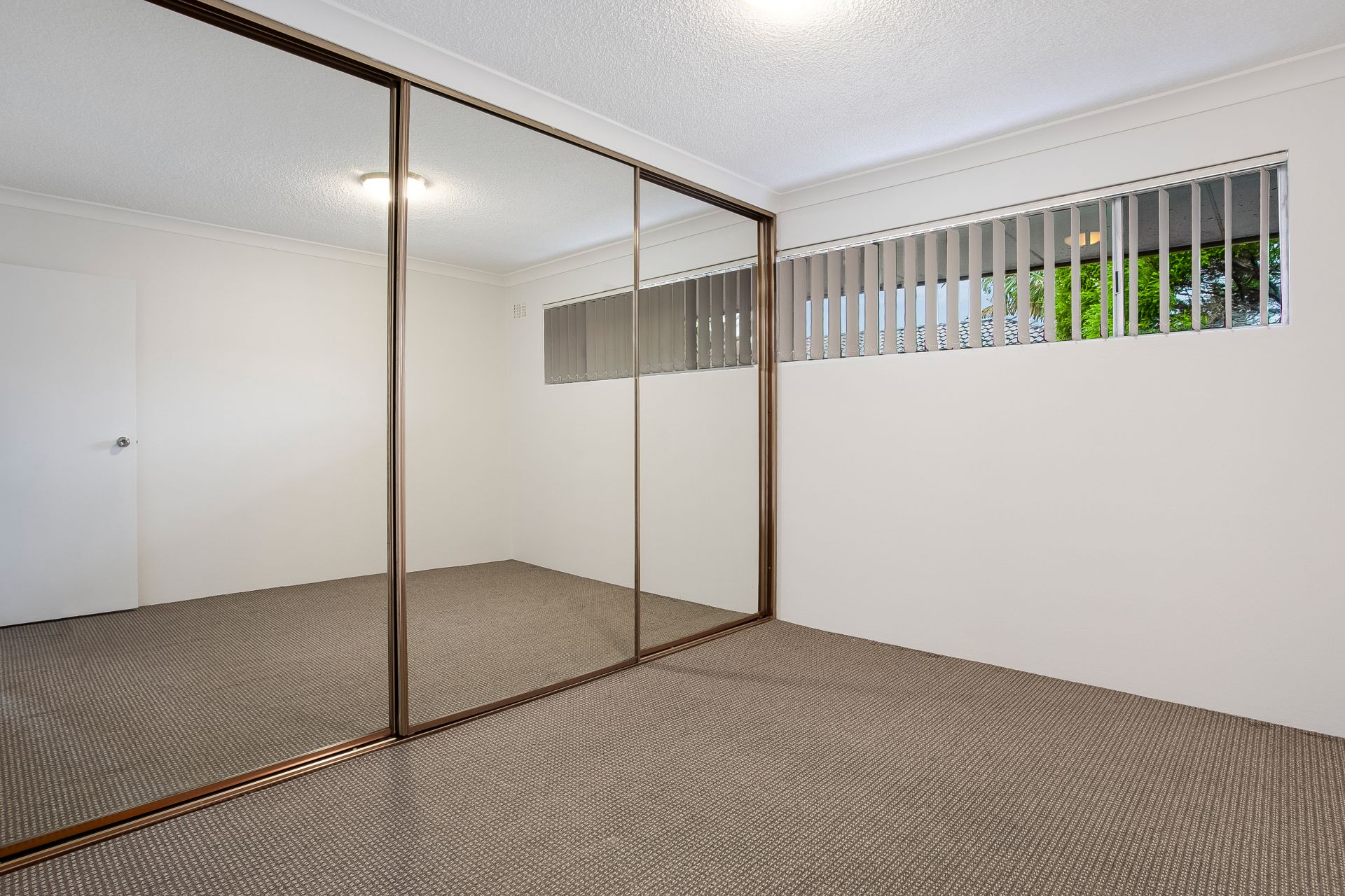 Real Estate For Lease 11/27 Hawkesbury Avenue Dee Why , NSW