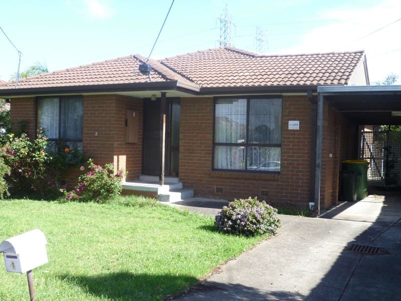 1/2 Elizabeth Grove, Bundoora