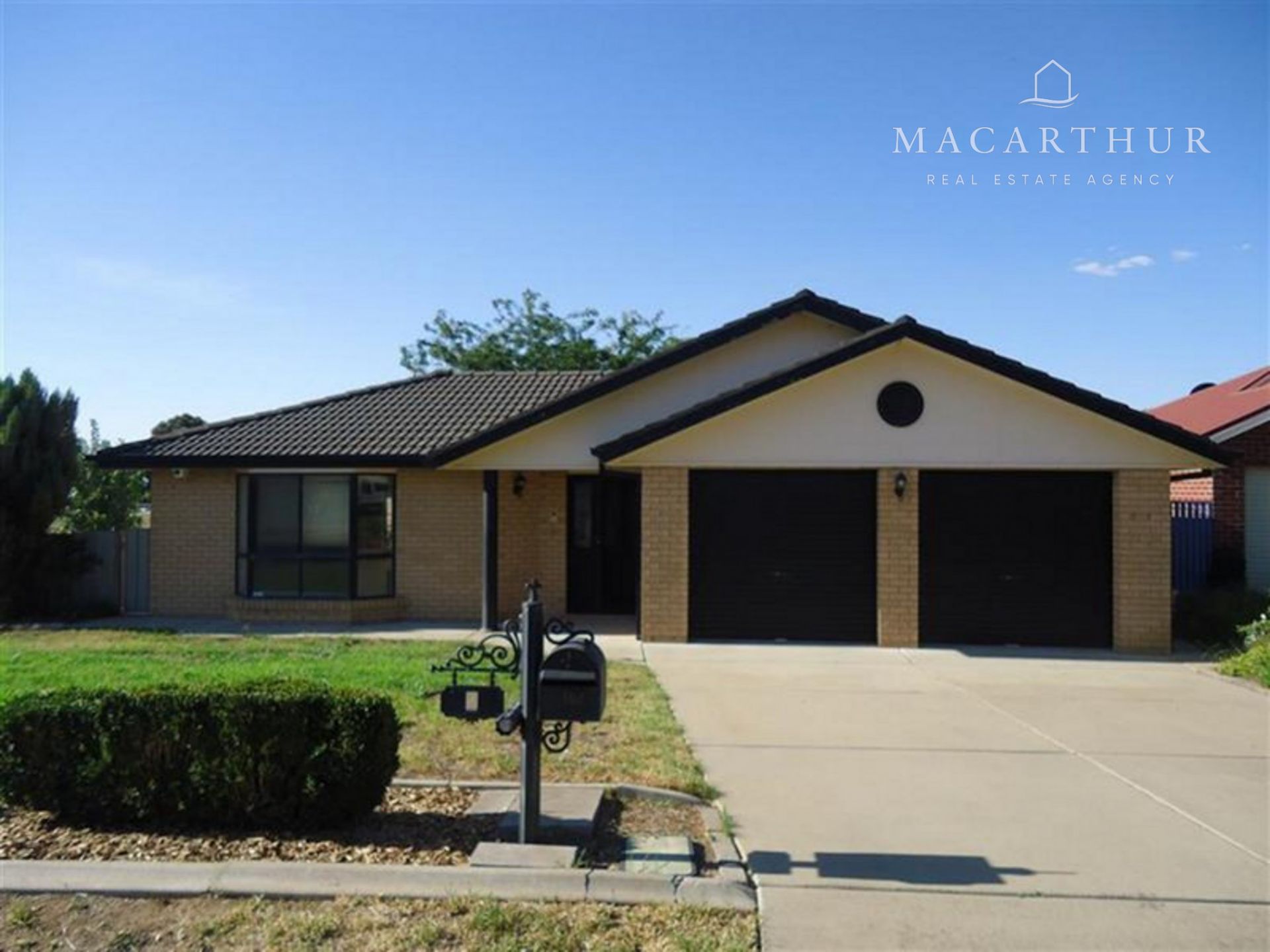 1 Hargrave Avenue, LLOYD Macarthur Real Estate Agency