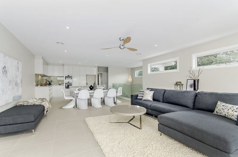 1/8 Lelean Street Ocean Grove VIC, Ocean Grove - Thumbnail 2