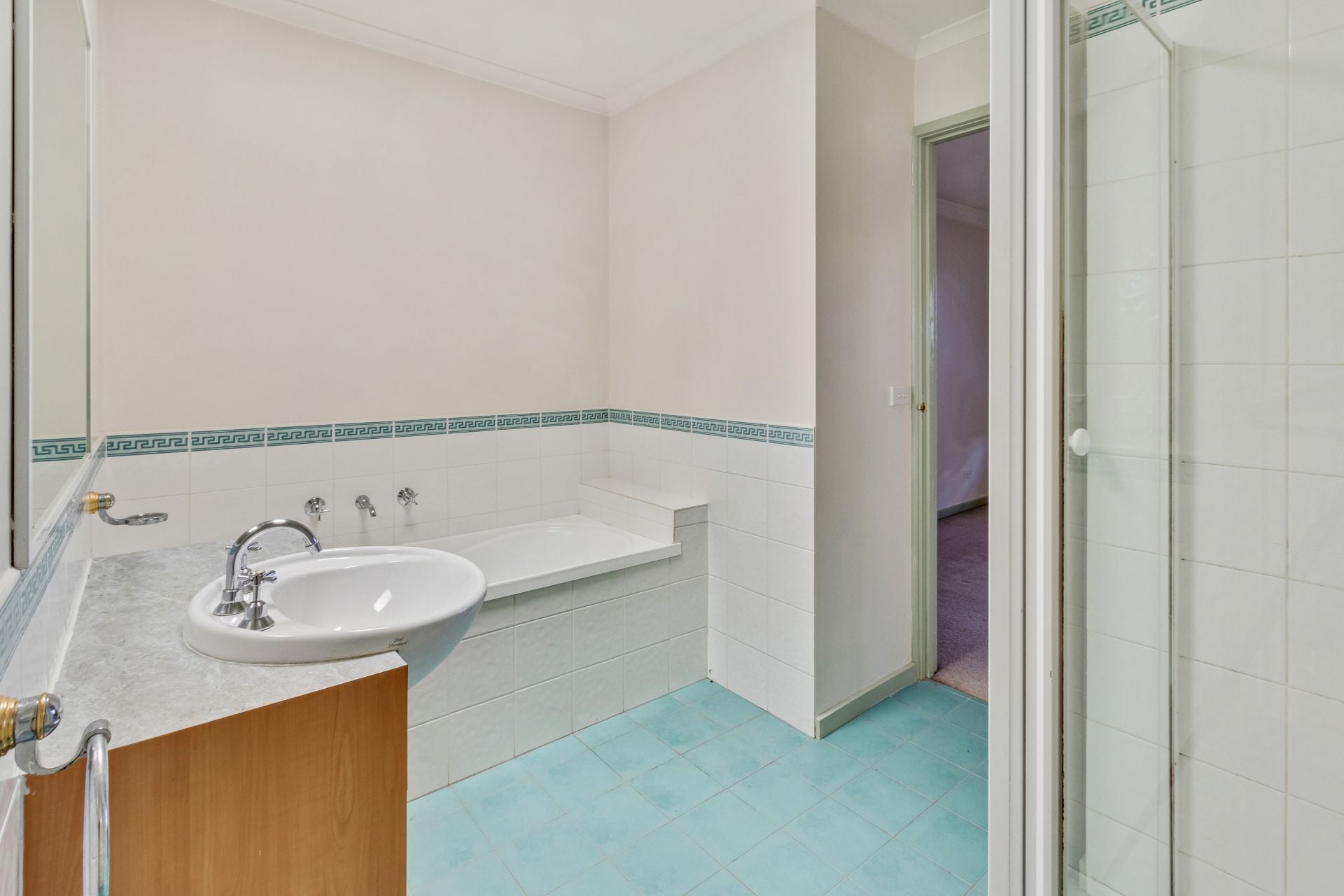 Cosy Two Bedroom Unit!