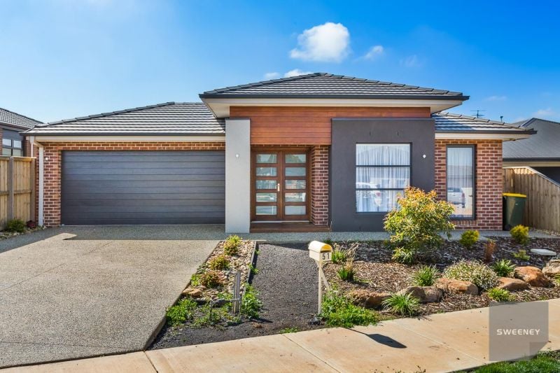 51 McLachlan Street, Bacchus Marsh - Thumbnail 2