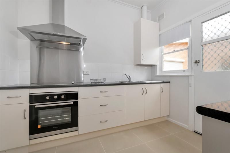 4/38 Hulbert Street Hove SA, Hove - Thumbnail 2