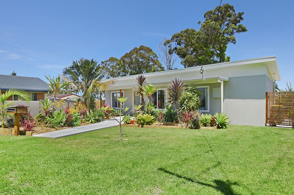 38 Mermaid Crescent, PORT MACQUARIE NSW 2444