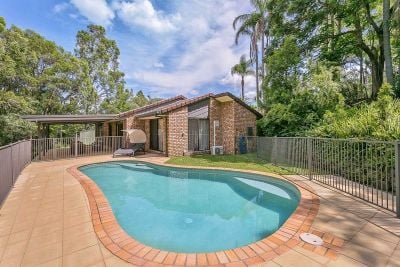 Beautiful 4-Bedroom Family Home with Pool and Peaceful Gully Views