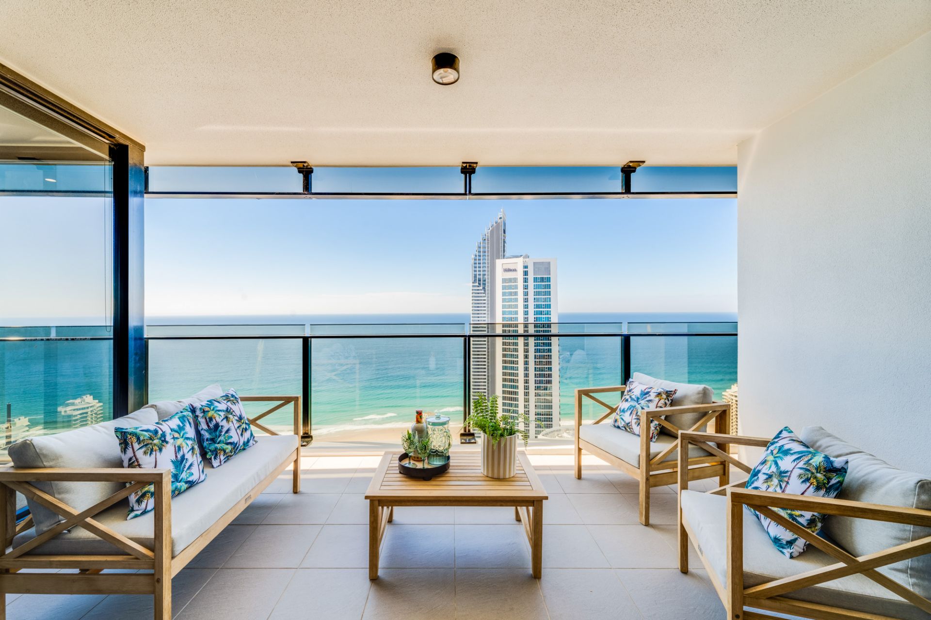 2532/9 Ferny Avenue, Surfers Paradise - Thumbnail 2