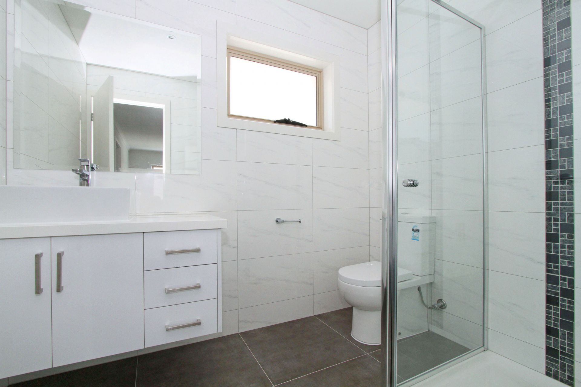 Stylish and Contemporary, Executive Living. Only 11kms From the City.