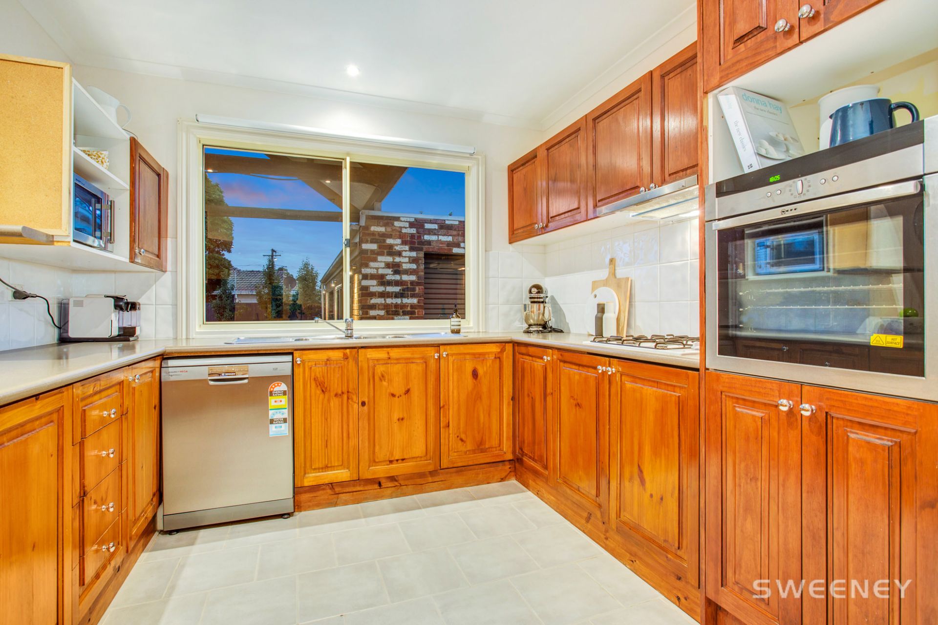89 Civic Parade, Altona - Thumbnail 4