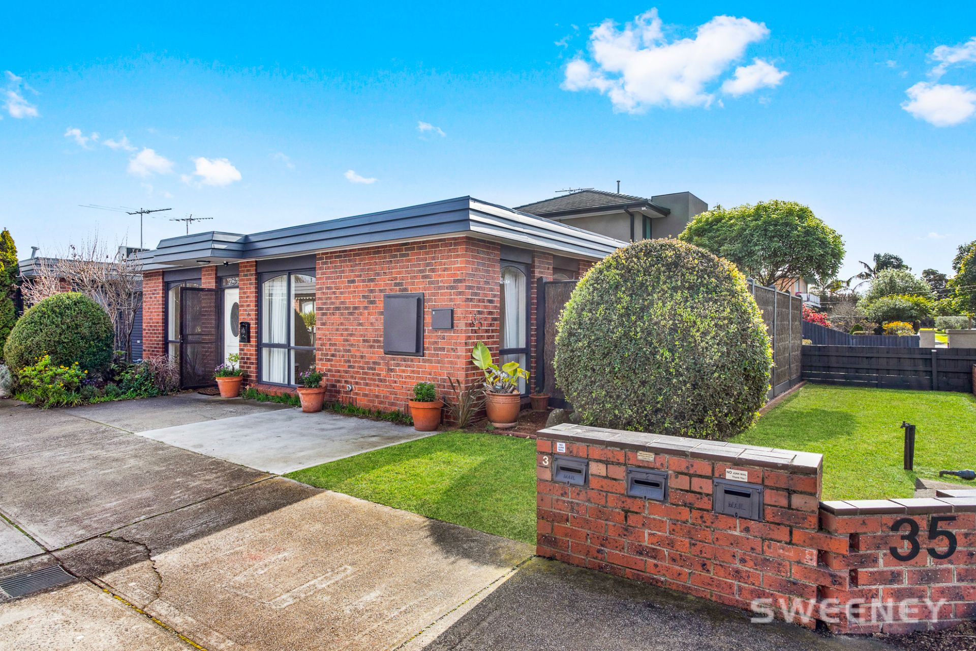 2/35 Rose Street, Altona - Thumbnail 2