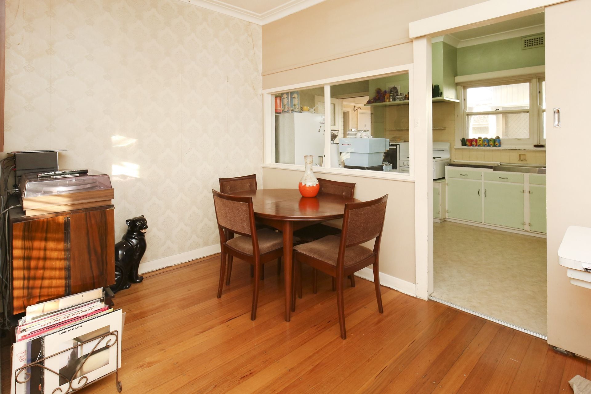 SPACIOUS FAMILY HOME