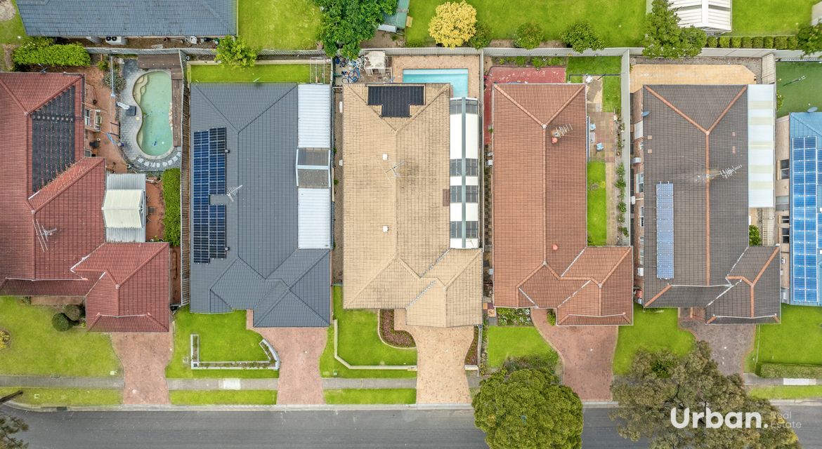 Stanhope Gardens 35 Canyon Drive