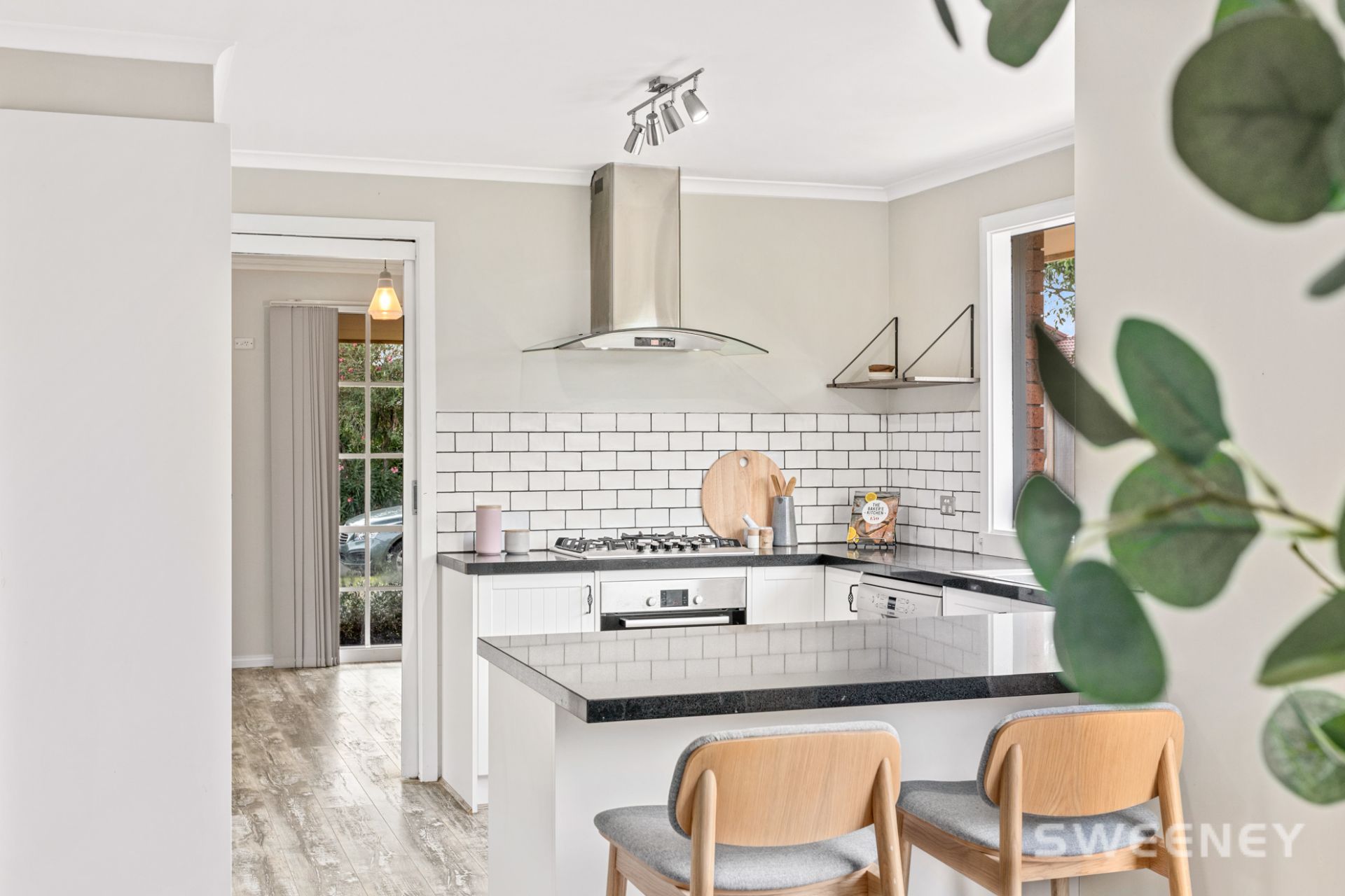 41 Hoddle Way, Altona Meadows - Thumbnail 5