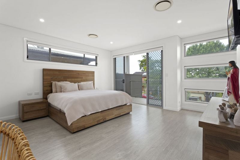 13 Leigh Street, Merrylands