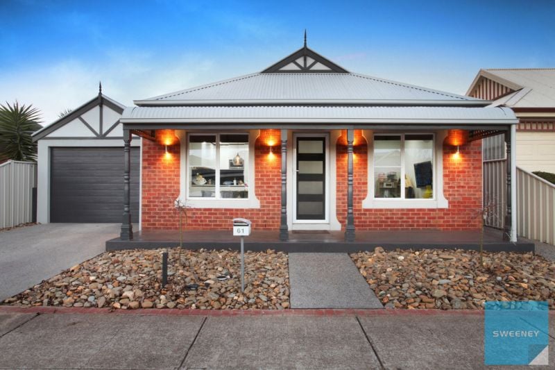 61 Edgbaston Parade, Caroline Springs - Thumbnail 2
