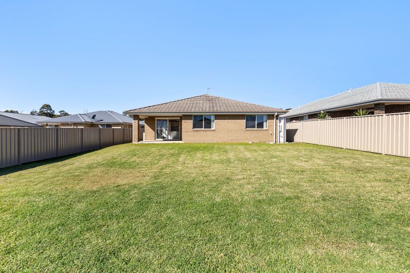Real Estate For Lease 37 Connel Drive Heddon Greta , NSW