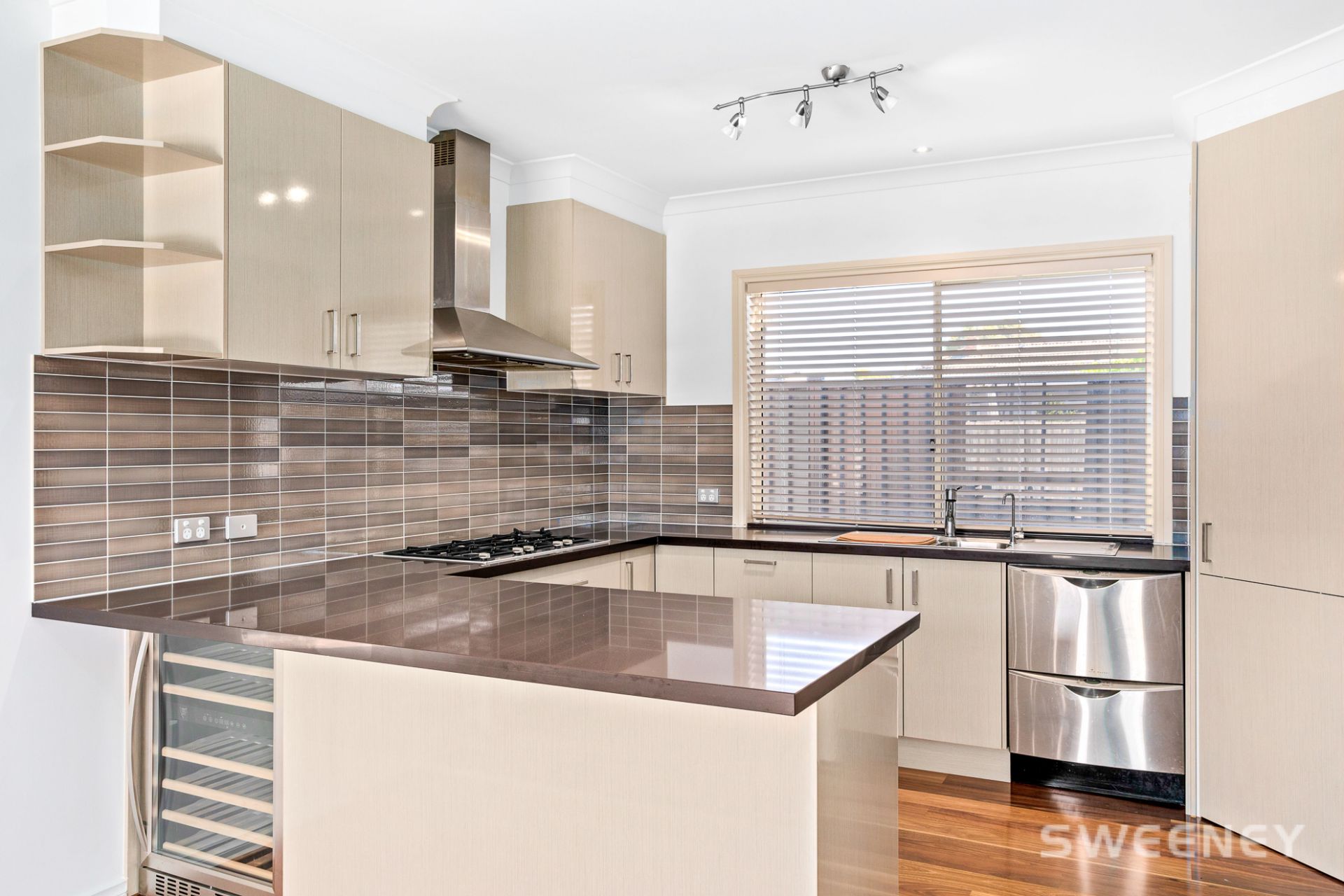 2/5 Dove Avenue, Altona - Thumbnail 3
