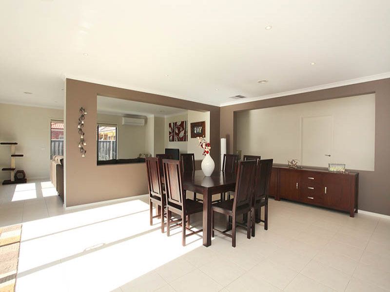48 Tuross Crescent SOUTH MORANG, South Morang - Thumbnail 5