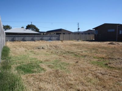 7 Franklin Court, SHEARWATER, Shearwater - Thumbnail 2