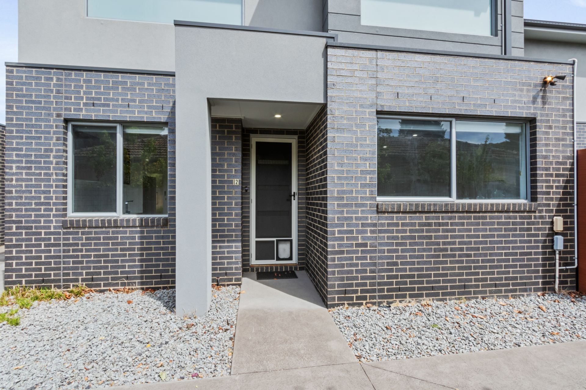 Charming Townhouse in Ideal Location