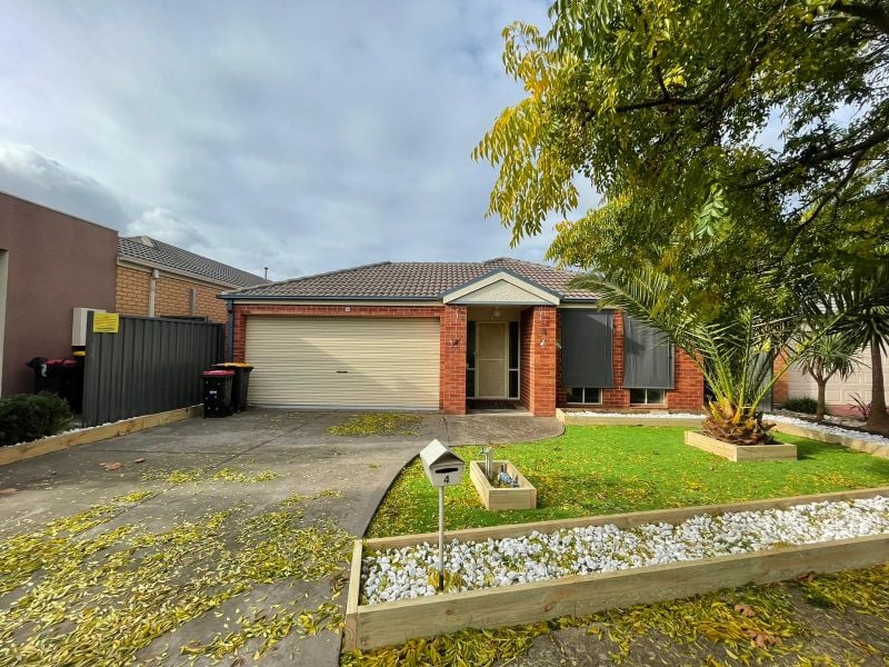 4 Klippel way, CAROLINE SPRINGS Sweeney Estate Agents