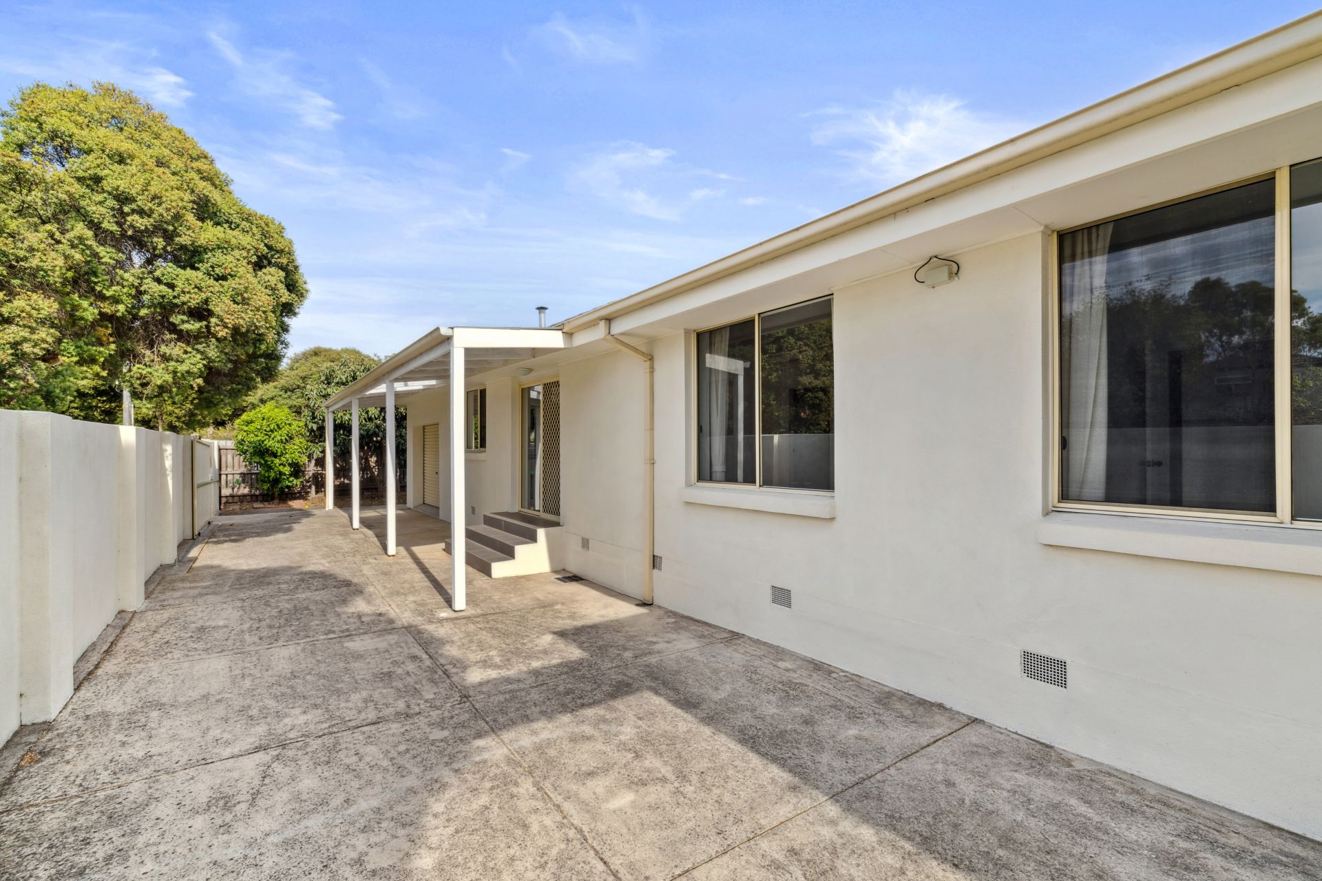 Spacious single level Home
