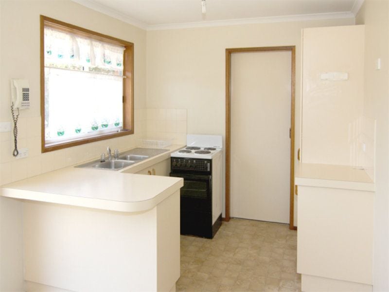 18/8 Jondol Place, Isabella Plains - Thumbnail 4