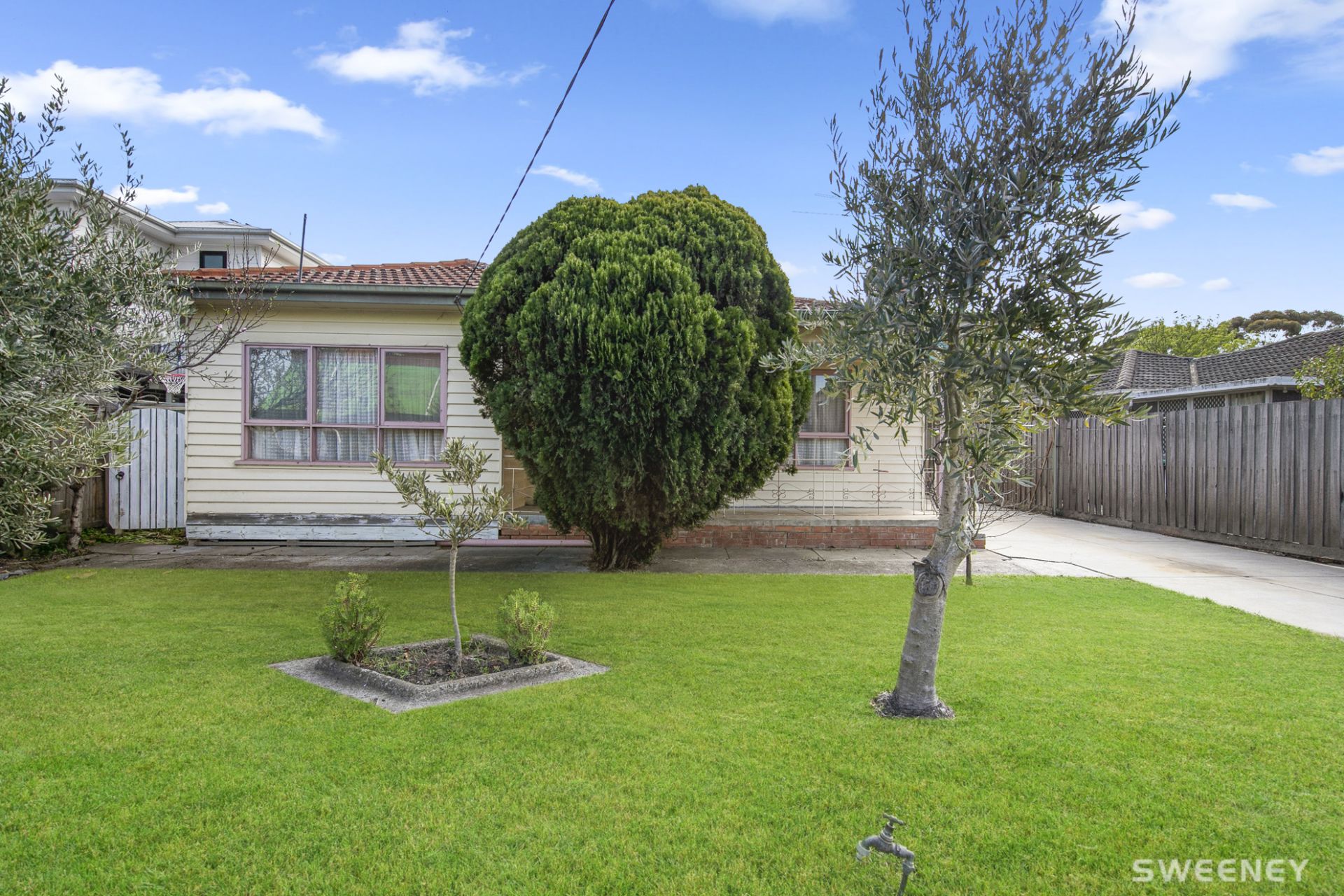 61 Second Avenue, Altona North - Thumbnail 2