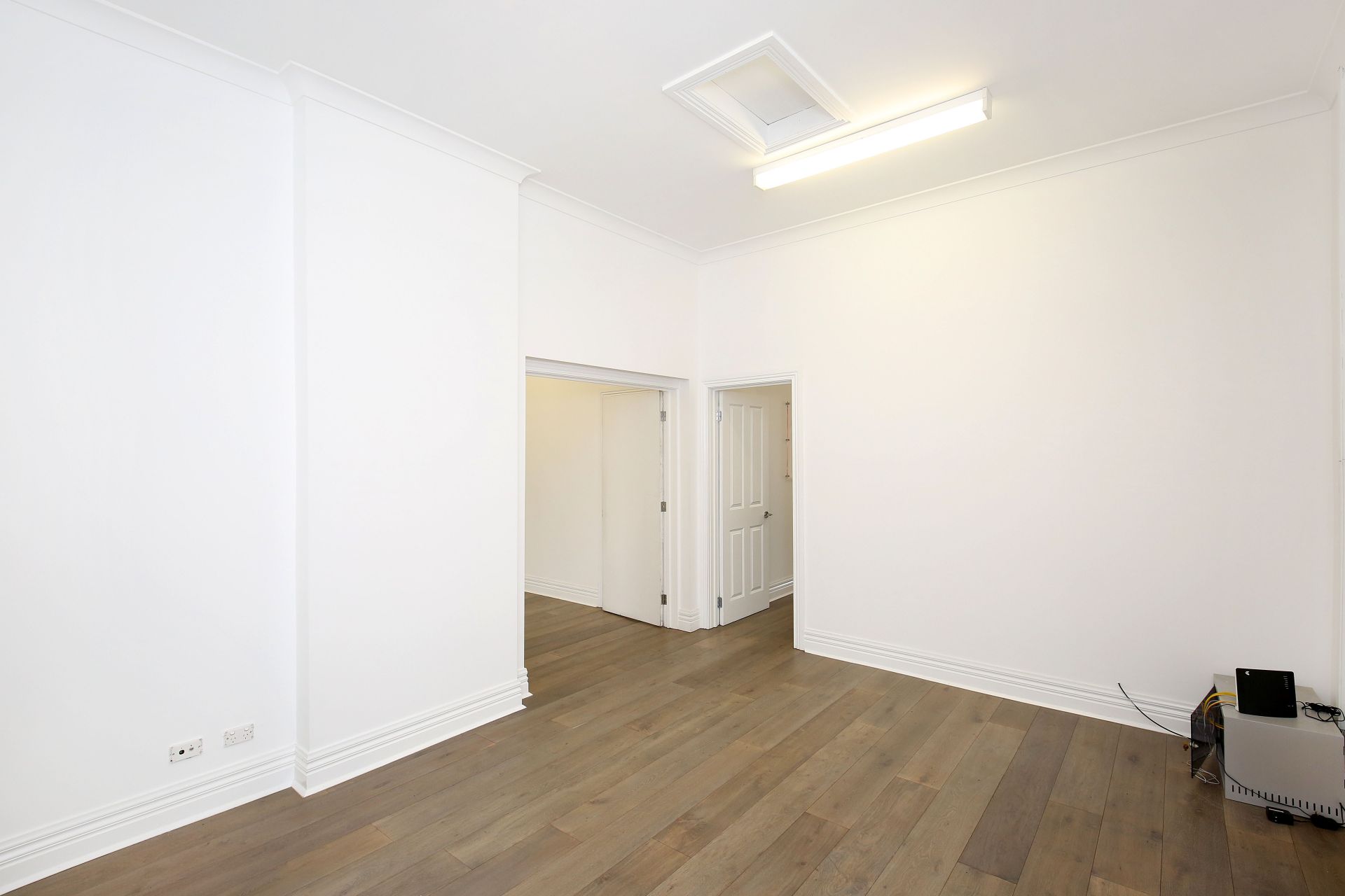 OPEN WED 12:30-1PM & SAT 9-9:30AM INSPECT VIA LALOR STREET
IN THE HEART OF BAY STREET