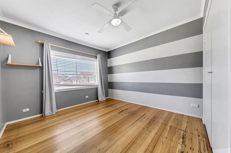 34 Thomson Avenue, Laverton