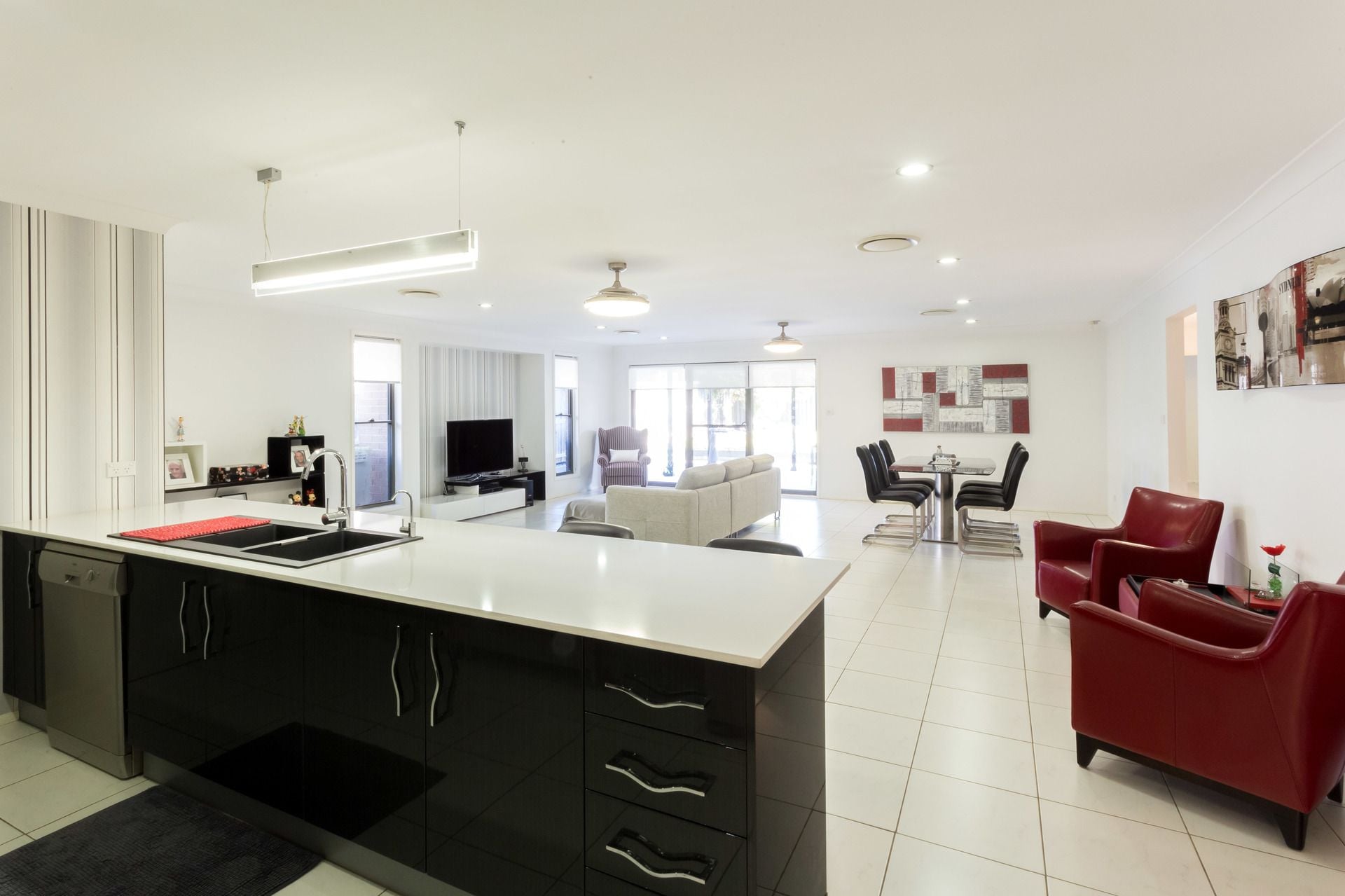 Colebee 27 Kirkwood Crescent