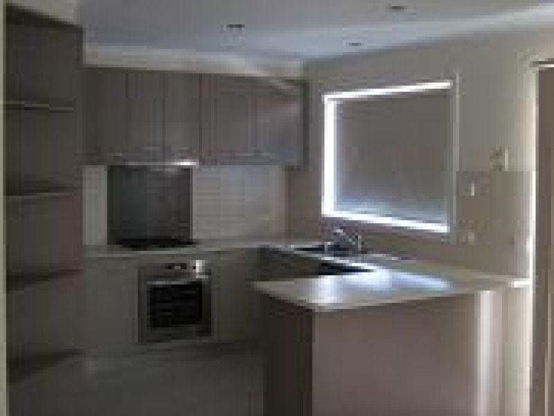 STYLISH HOME WITH EVERYTHING YOU NEED !!!