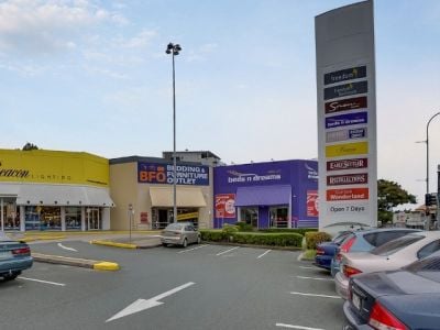 BLOCK OF 8 STRATA UNITS WITH EXCITING D.A APPROVAL!