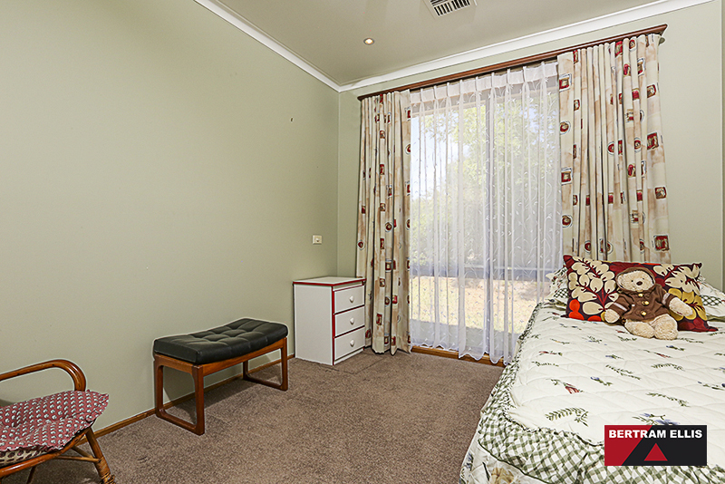 7 Kidman Close, Kambah - Thumbnail 8