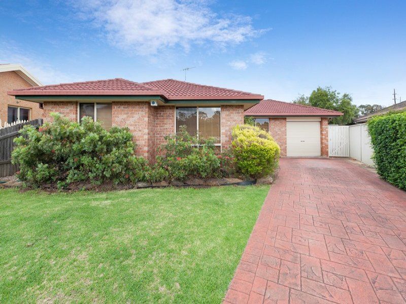 Real Estate For Sale 39 Robson Crescent St Helens Park , NSW
