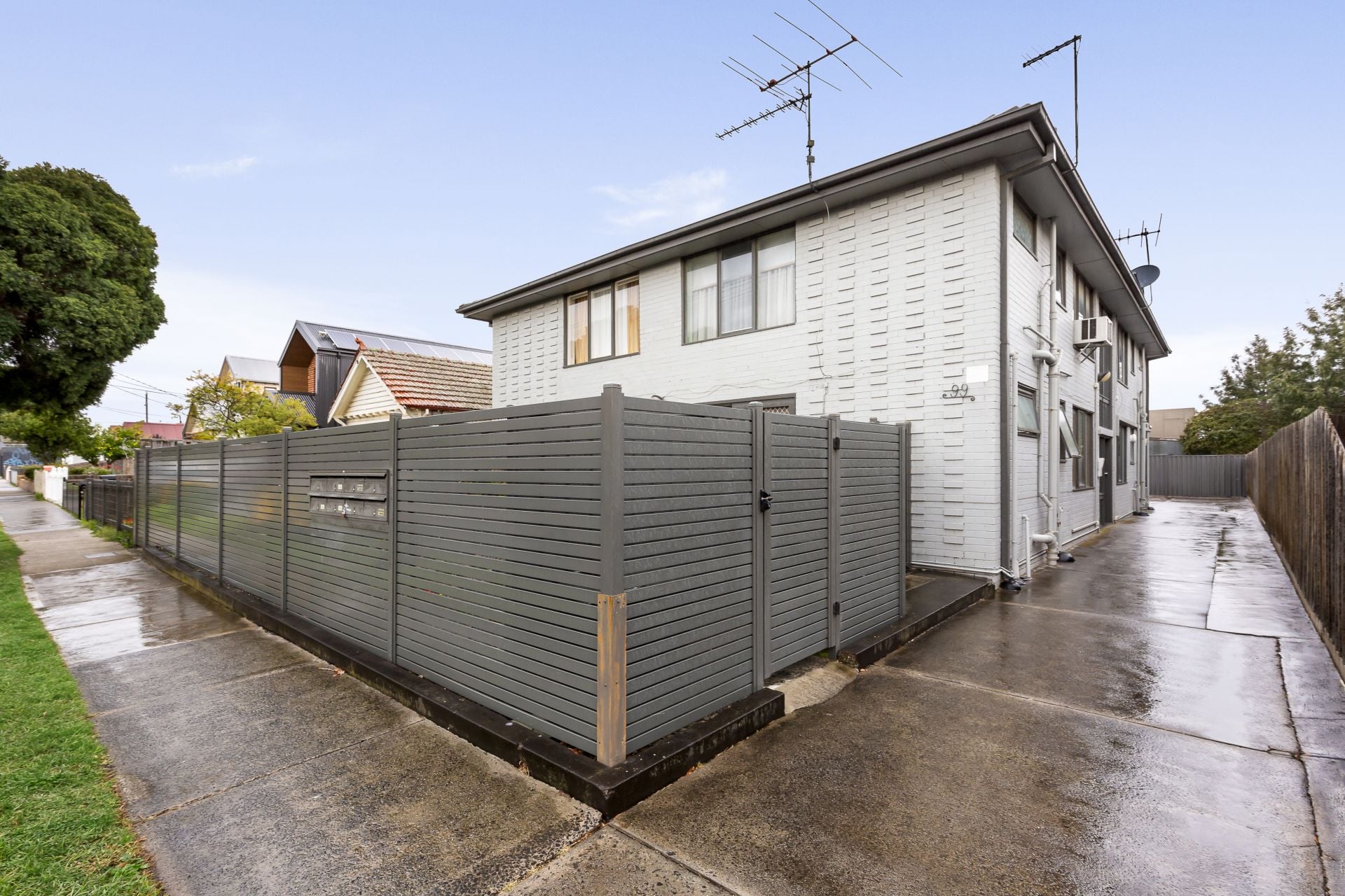 Flexible Living, Dynamic Locale