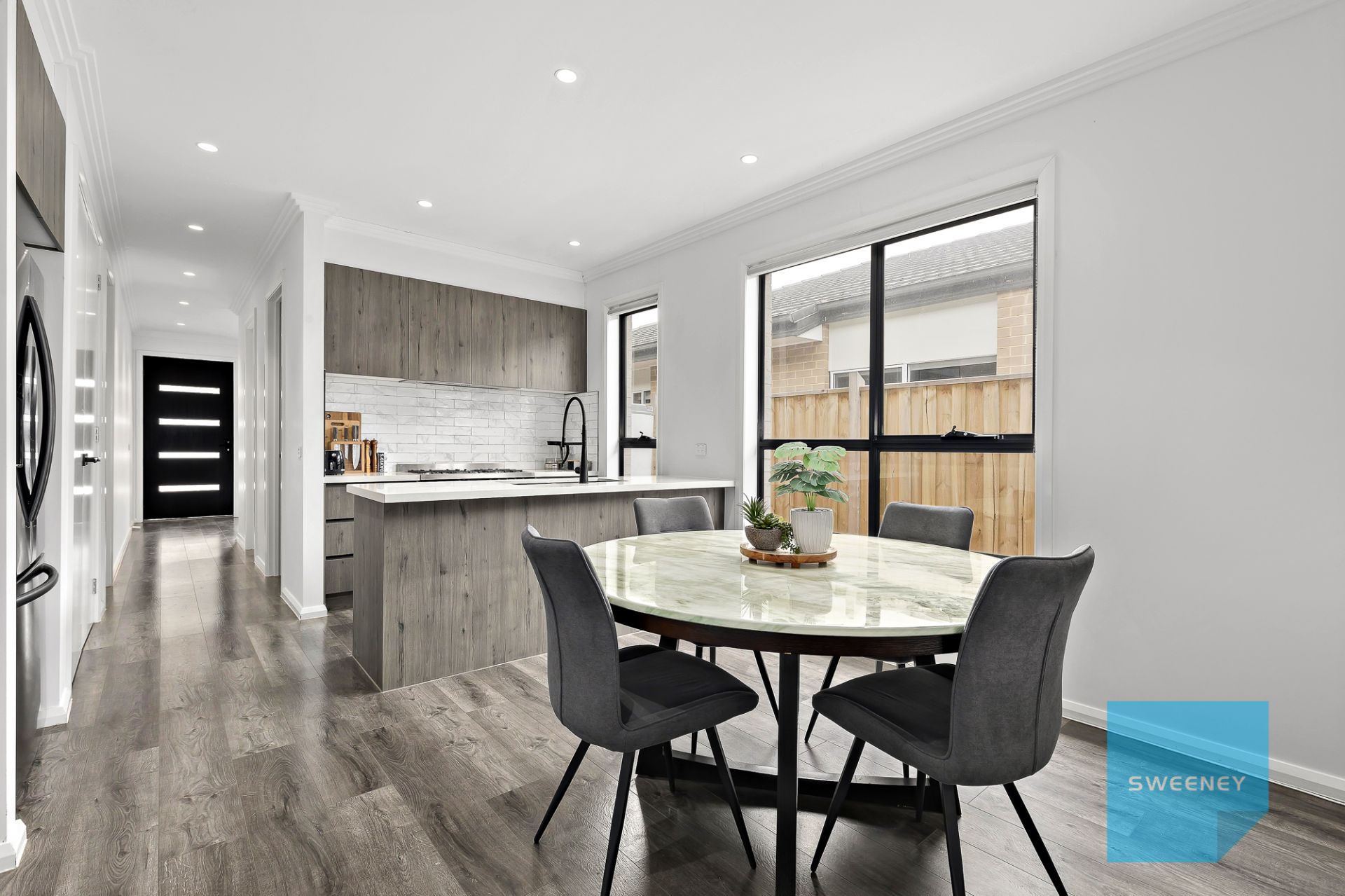 8 Petunia Way, Fraser Rise - Thumbnail 7