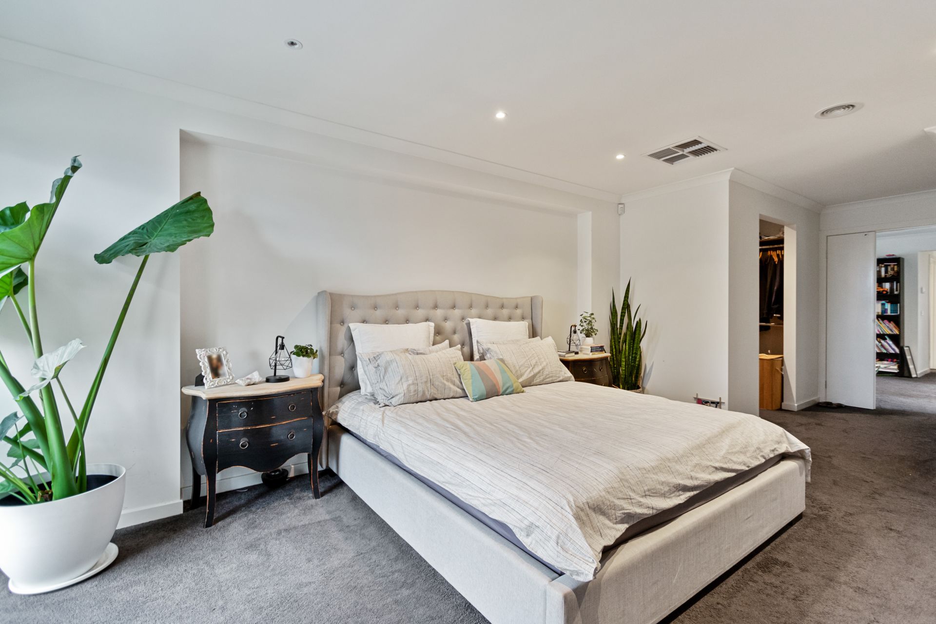 FINE FINISHES, EXPANSIVE SPACES