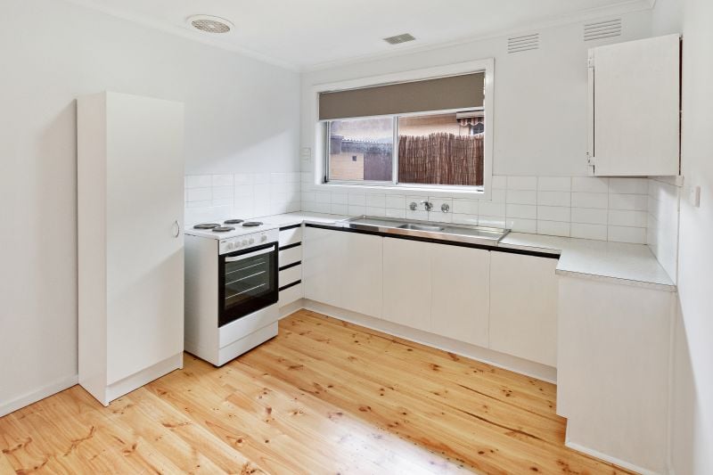 2/632 Gilbert Road, Reservoir